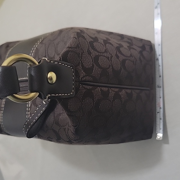 Small vintage coach bag (LIKE NEW!!) - Picture 9 of 12